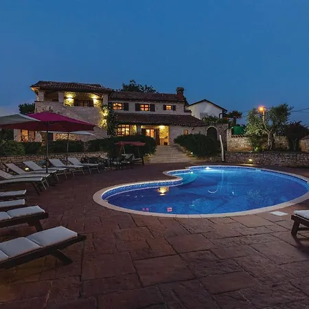 Pet Friendly Home In Visnjan
