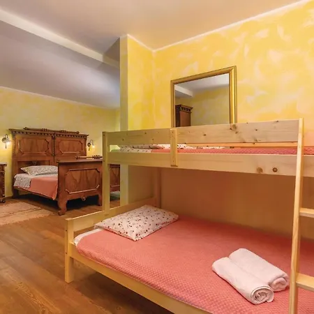Pet Friendly Home In Visnjan Tatil Evi Višnjan