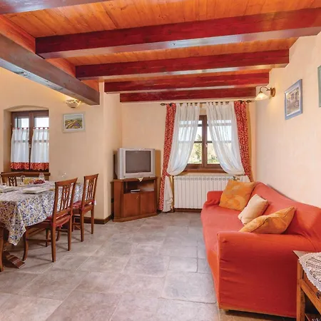 Pet Friendly Home In Visnjan * Višnjan