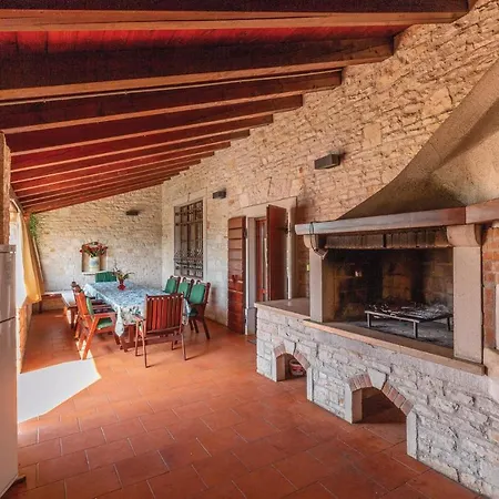 Σπίτι διακοπών Pet Friendly In Višnjan